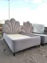 Tausi Bed